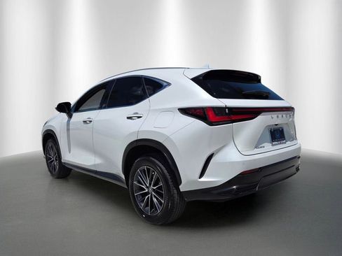 Used 2024 Lexus NX 250 FWD image 5