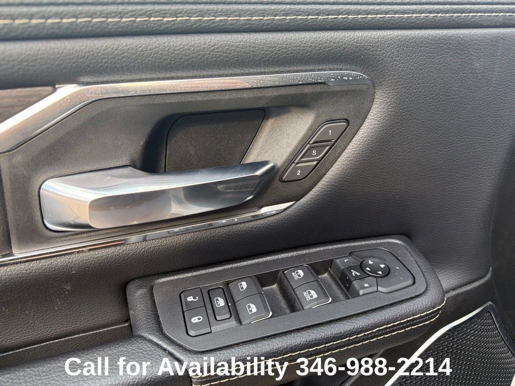 Used 2026 RAM 1500 Laramie AWD/4WD image 12