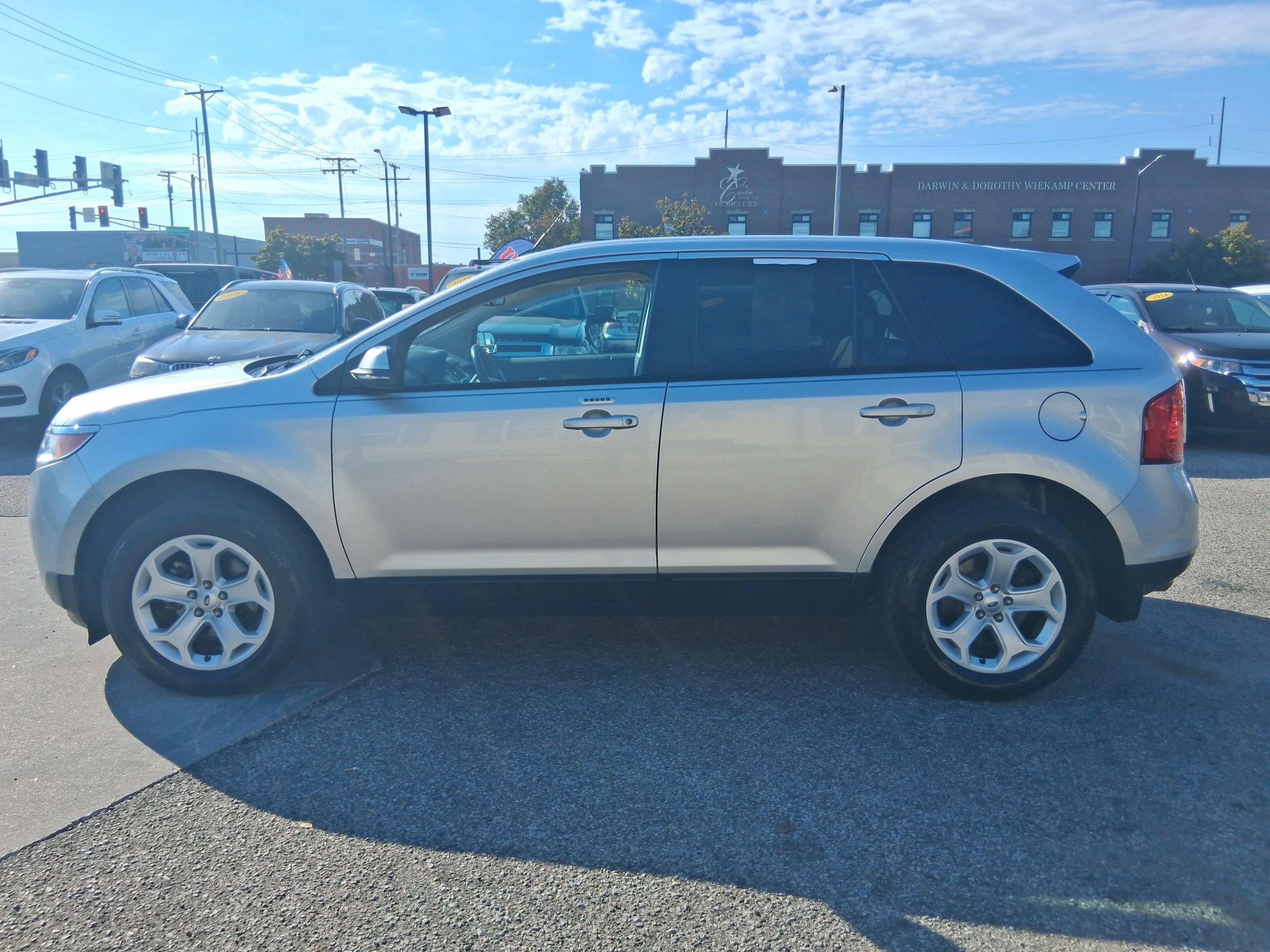 Used 2014 Ford Edge SEL w/ Equipment Group 205A FWD image 4