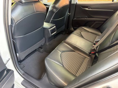 Used 2020 Toyota Camry SE FWD image 28