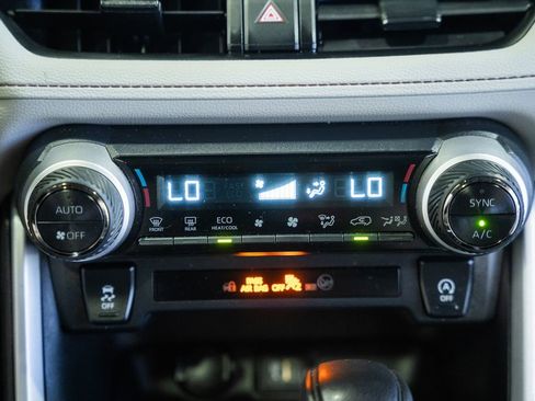 Used 2023 Toyota RAV4 XLE w/ Convenience Package AWD/4WD image 21