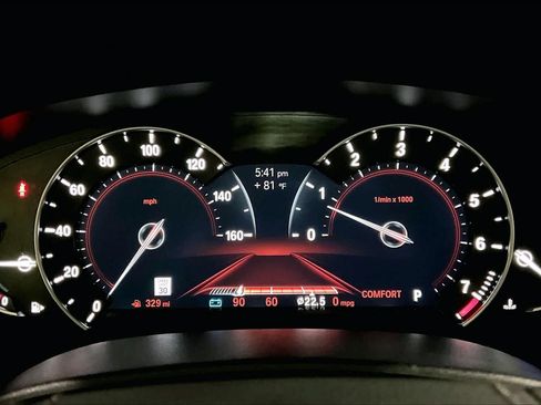 Used 2019 BMW 540i xDrive w/ Convenience Package AWD/4WD image 25