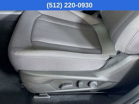 Used 2025 Subaru Crosstrek 2.0i Premium image 23