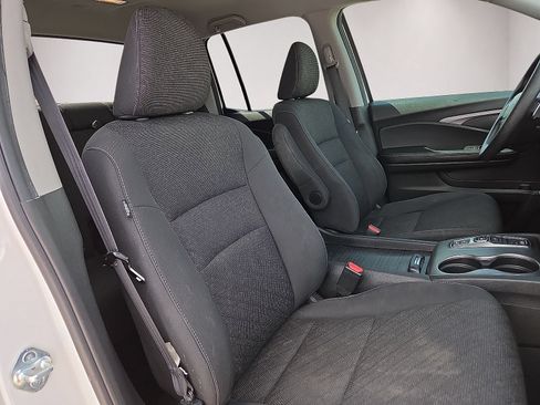 Used 2021 Honda Ridgeline Sport image 9