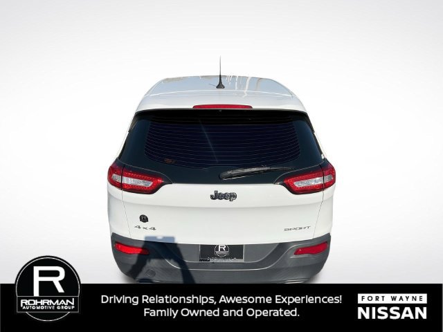 Used 2017 Jeep Cherokee Sport AWD/4WD image 30