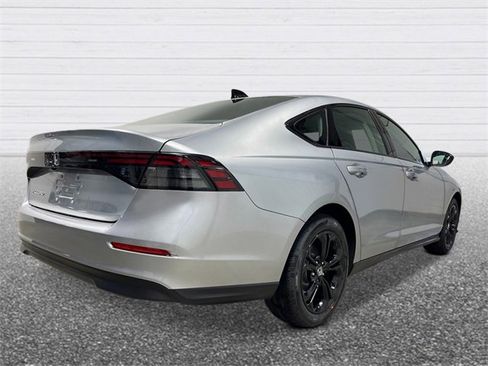 New 2025 Honda Accord SE image 6