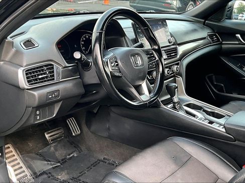 Used 2022 Honda Accord Sport image 13