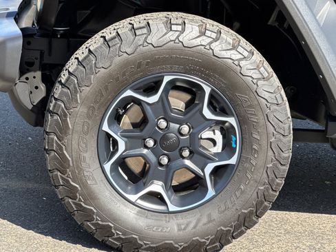 Used 2022 Jeep Wrangler Unlimited Rubicon 4xe w/ Safety Group image 25