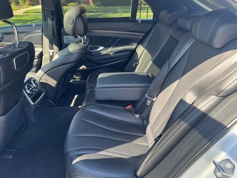 Used 2019 Mercedes-Benz S 450 Sedan image 18
