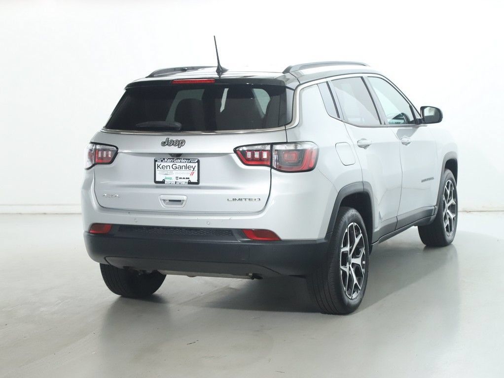 Used 2025 Jeep Compass Limited AWD/4WD image 50