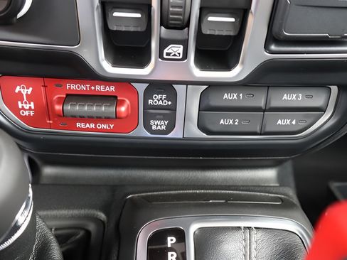 New 2026 Jeep Wrangler Unlimited Rubicon AWD/4WD image 15