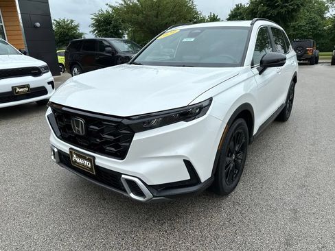 Used 2024 Honda CR-V Sport Touring image 2