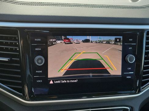 Used 2023 Volkswagen Atlas SEL R-Line image 15