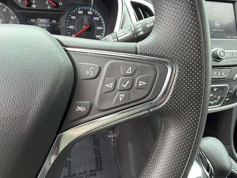 Certified 2024 Chevrolet Equinox LS w/ Midnight Edition FWD image 24