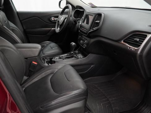 Certified 2021 Jeep Cherokee Latitude Lux AWD/4WD image 47