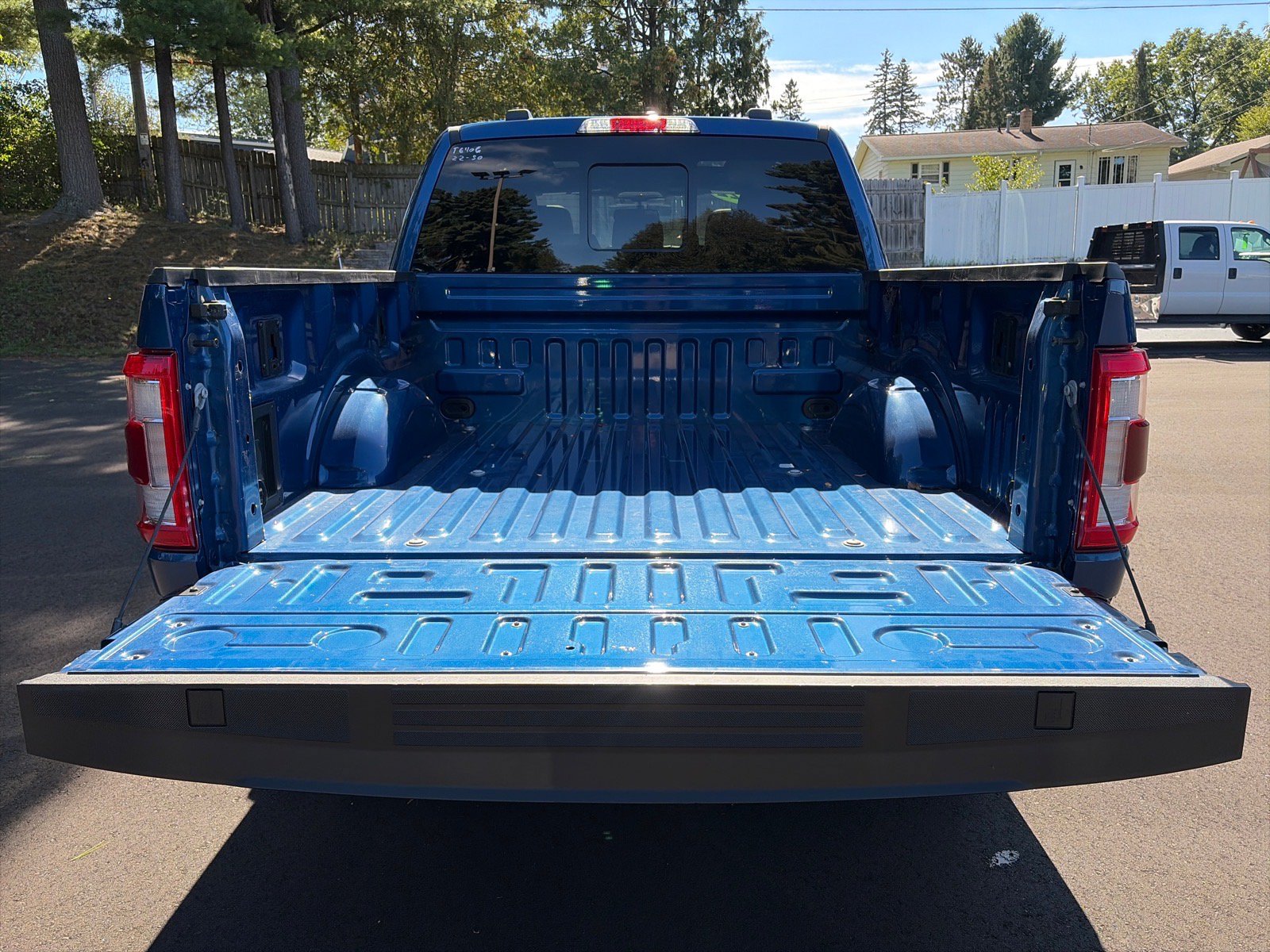Used 2022 Ford F150 Lariat w/ Equipment Group 502A High AWD/4WD image 8