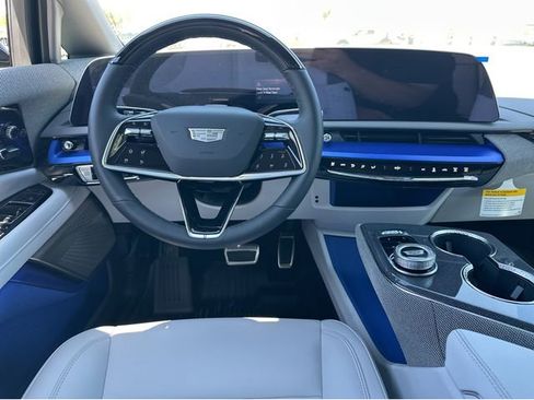 New 2026 Cadillac Optiq Luxury 1 image 5