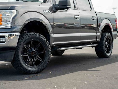 Used 2018 Ford F150 XLT w/ Equipment Group 302A Luxury RWD image 6