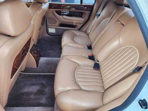Used 2001 Bentley Arnage Red Label image 38