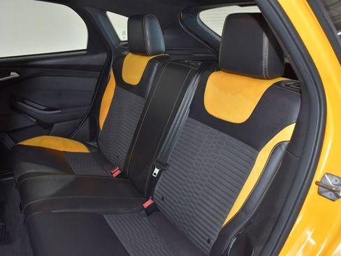 Used 2013 Ford Focus ST FWD image 25