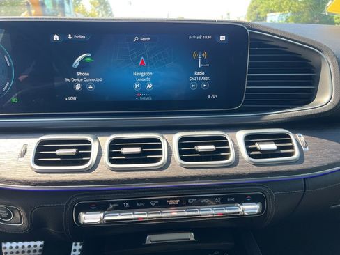 Used 2022 Mercedes-Benz GLS 450 4MATIC image 21