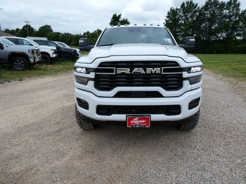 New 2026 RAM 2500 Big Horn AWD/4WD image 10