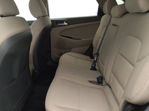 Used 2021 Hyundai Tucson Value w/ Cargo Package image 18