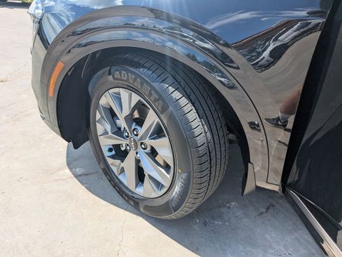 Certified 2023 Kia Sportage SX FWD image 38