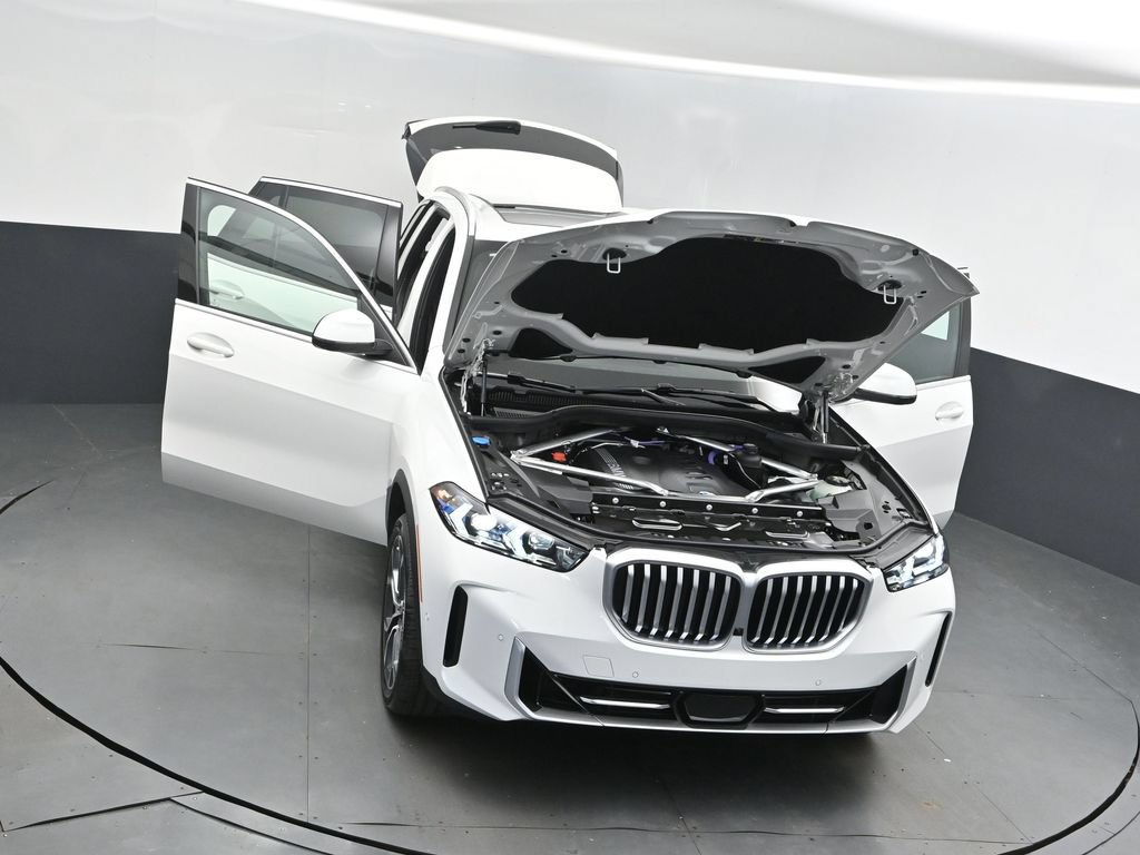Used 2026 BMW X5 sDrive40i w/ Parking Assistance Package RWD image 52