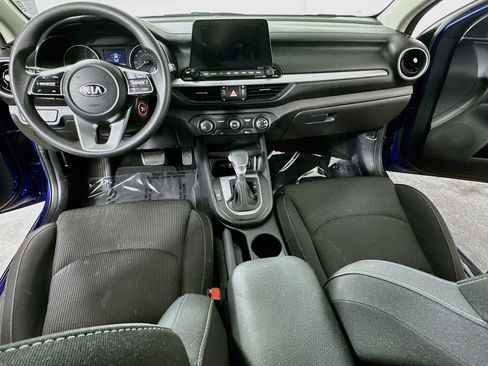 Used 2021 Kia Forte LXS FWD image 16