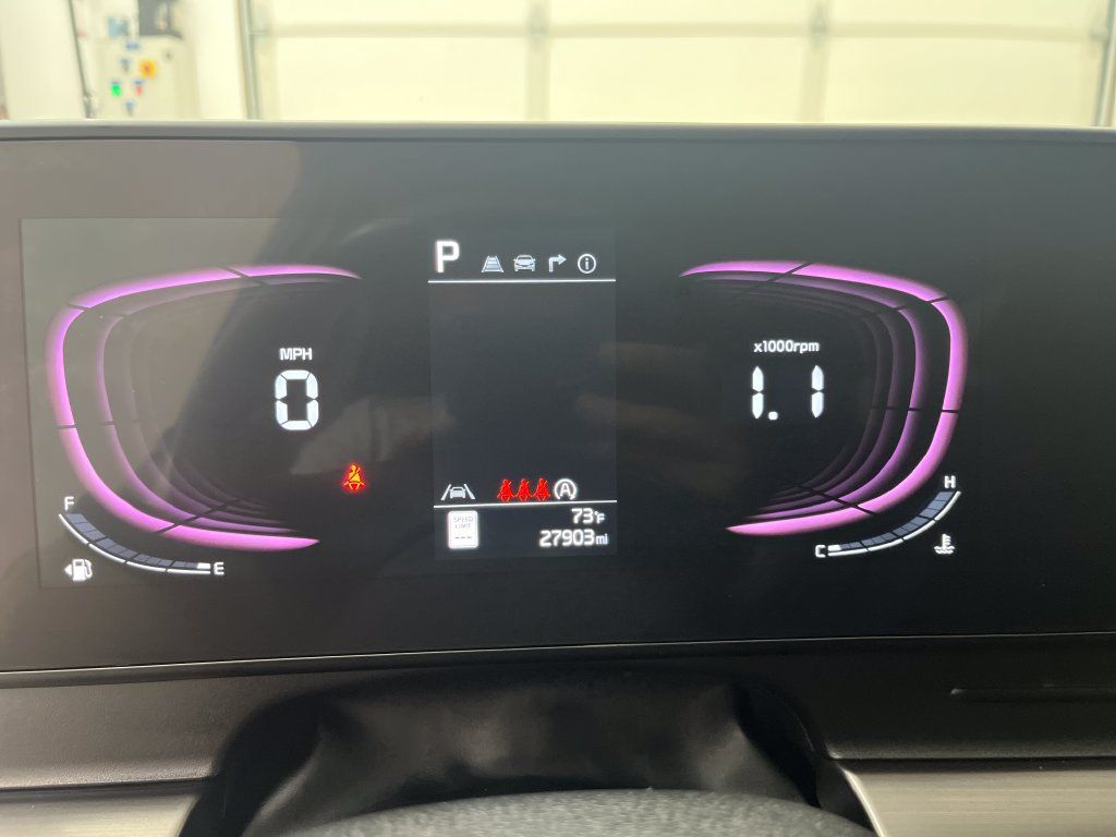 Used 2024 Kia Sportage EX AWD/4WD image 17
