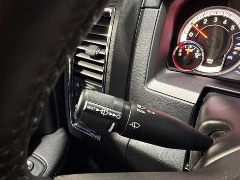 Used 2017 RAM 1500 Laramie image 35