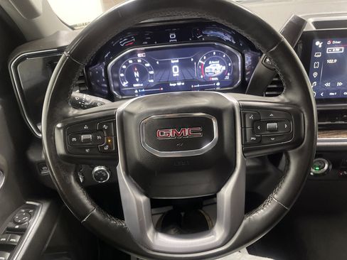 Used 2024 GMC Sierra 1500 SLE image 30