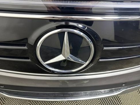 Used 2023 Mercedes-Benz EQB 250+ image 9
