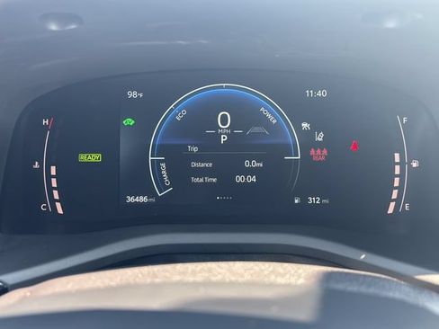 Used 2025 Toyota Camry SE FWD image 23