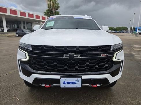 Used 2024 Chevrolet Tahoe Z71 w/ Luxury Package AWD/4WD image 22