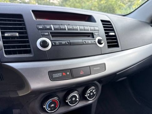 Used 2010 Mitsubishi Lancer ES FWD image 10
