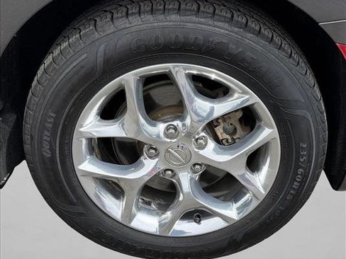 Used 2018 Chrysler Pacifica Limited w/ Advanced Safetytec Group FWD image 9