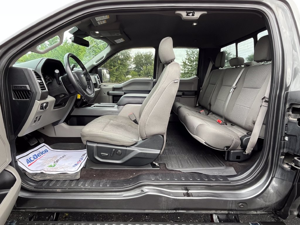 Used 2020 Ford F150 XLT w/ Equipment Group 302A Luxury RWD image 13
