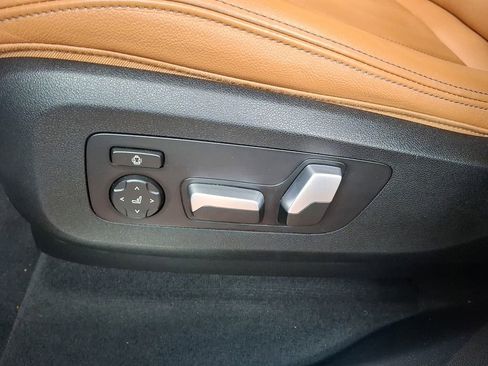 Used 2021 BMW X7 xDrive40i w/ M Sport Package image 12