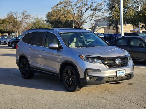 Used 2022 Honda Pilot Special Edition image 3