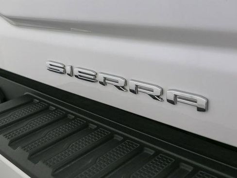 Used 2024 GMC Sierra 2500 Denali Ultimate image 12