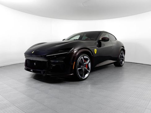 Certified 2025 Ferrari Purosangue image 4