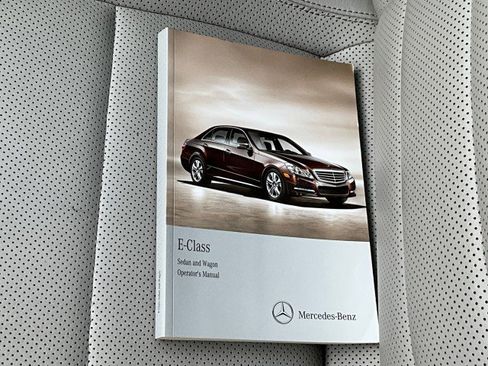 Used 2011 Mercedes-Benz E 350 Cabriolet image 35