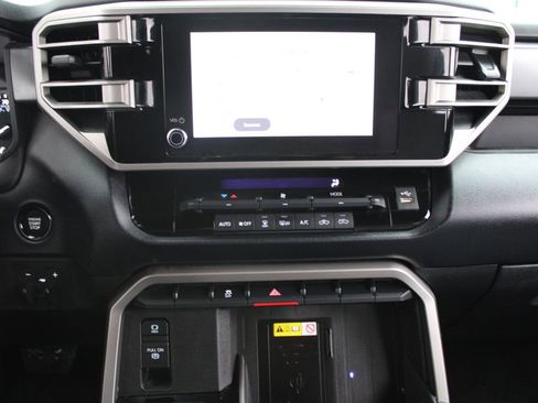 Used 2025 Toyota Tundra SR5 image 15