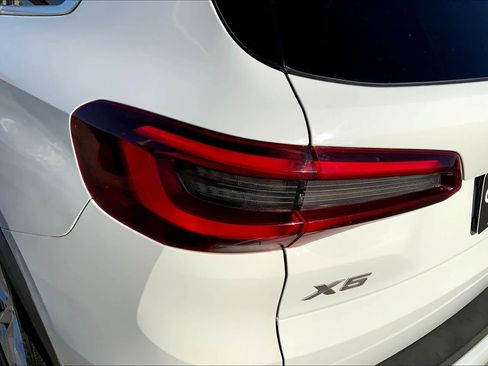 Used 2020 BMW X5 sDrive40i w/ Premium Package image 28