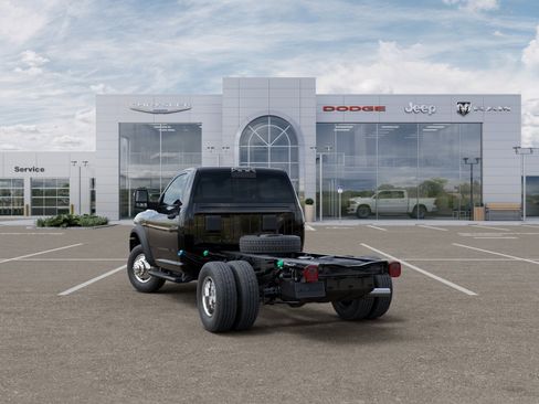 New 2026 RAM 3500 Tradesman AWD/4WD image 12