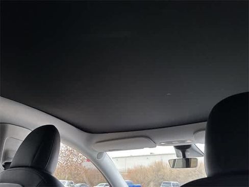 Used 2020 Tesla Model Y Long Range image 22