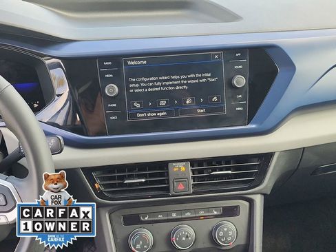 Used 2022 Volkswagen Taos SE image 22