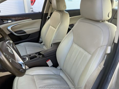 Used 2013 Buick Regal Premium image 12